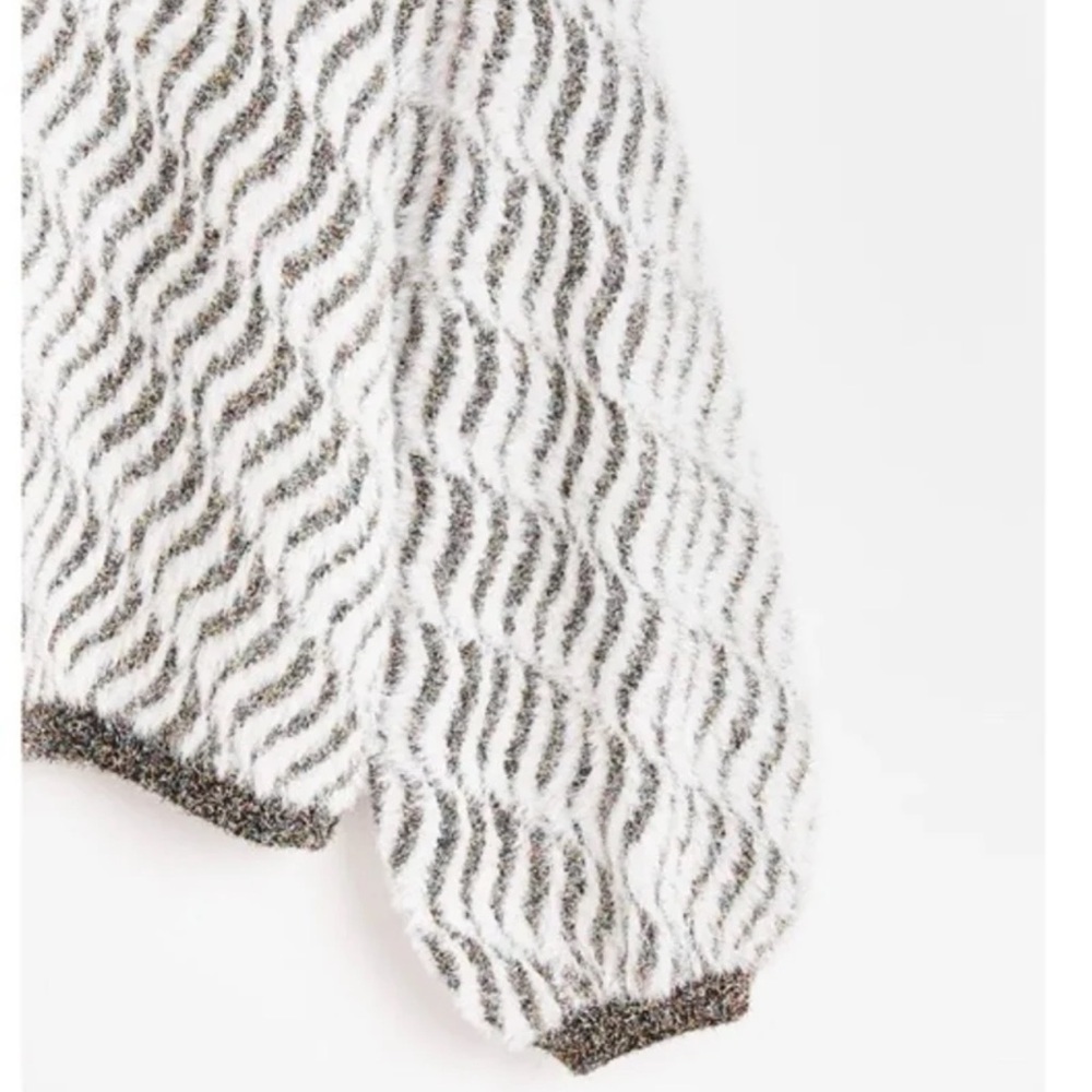 OLIVER BONAS Wavy Tinsel Metallic Knitted Jumper Sweater 
Sz US 14 or Large - Picture 7 of 12